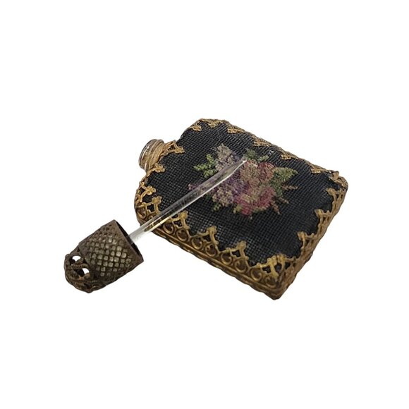 Vintage Miniature Needle Point Perfume Bottle With Dauber (A5672) - Picture 5 of 6